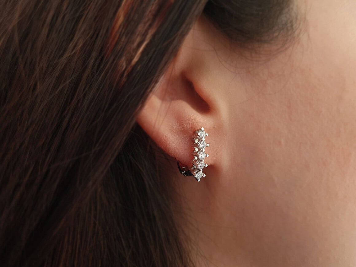 Boucles d'oreilles classiques à cinq pierres avec 10 diamants de laboratoire en or blanc 585 – 0,45 ct