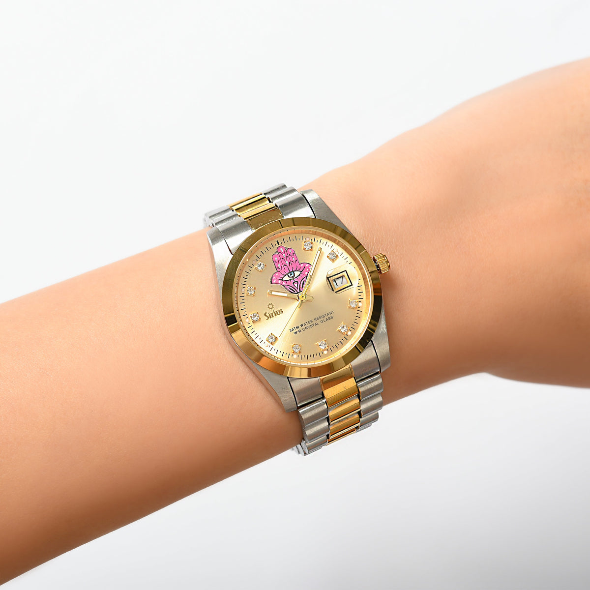 Élégante montre pour femme avec main de Fatima – bijoux haut de gamme de Rosy Lab Diamonds