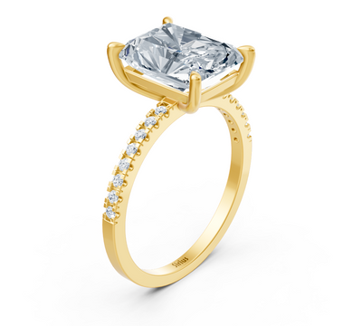 Strahlender Verlobungsring mit Radiant-Cut Diamant in 14K Gelbgold – 4,18 ct