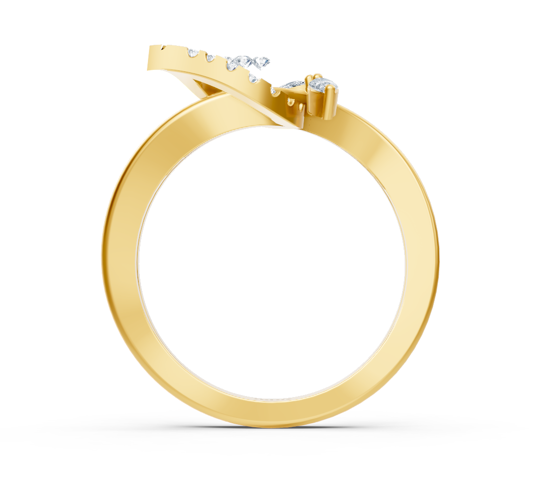 Yellow gold ring with round and marquise diamonds in teardrop shape