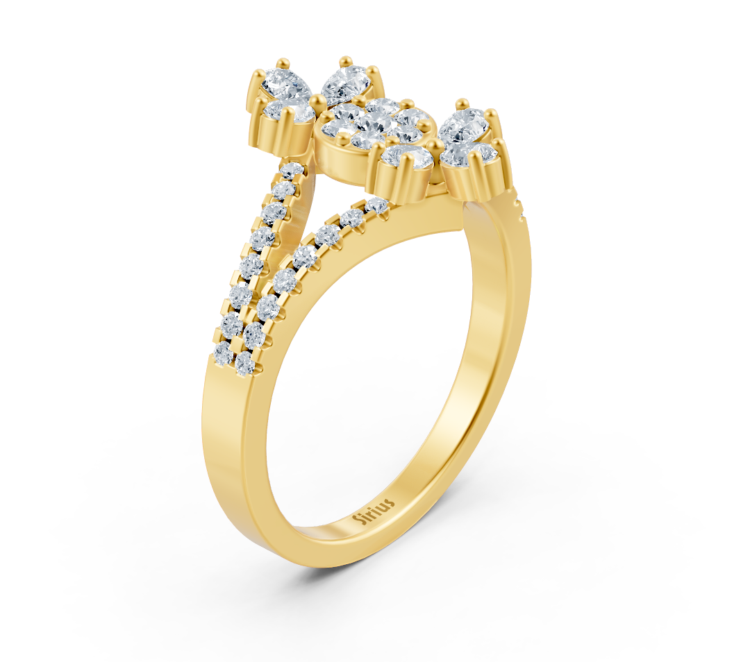 Yellow gold ring with triple setting and round as well as pear diamonds