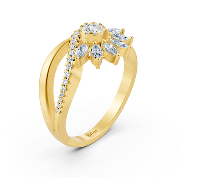 Yellow gold ring with lab diamonds in sunflower design