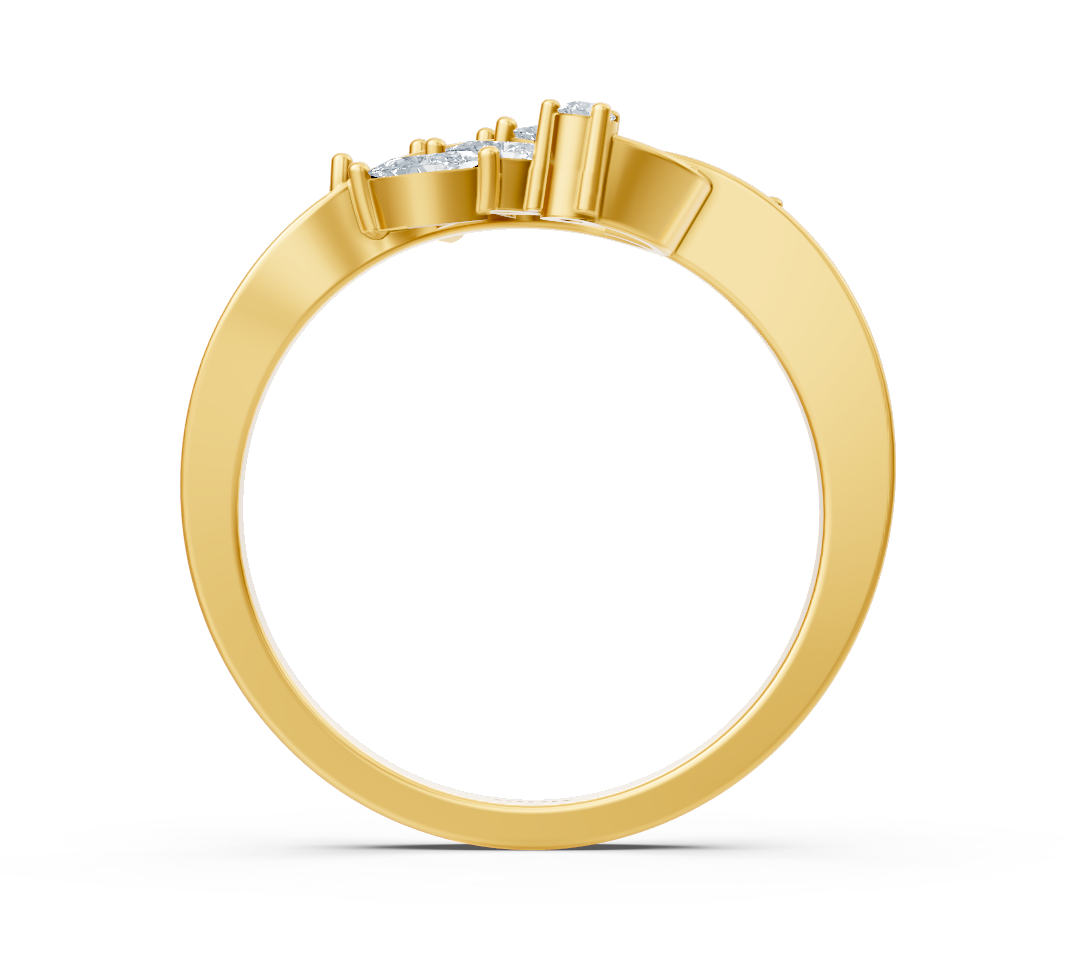 Yellow gold ring with marquise and round diamonds