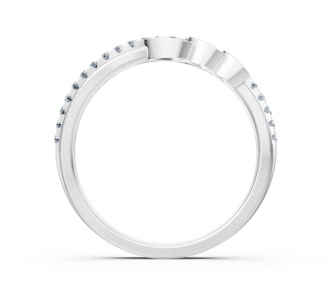 Weißgoldener Ring mit drei Herzen und Labordiamanten