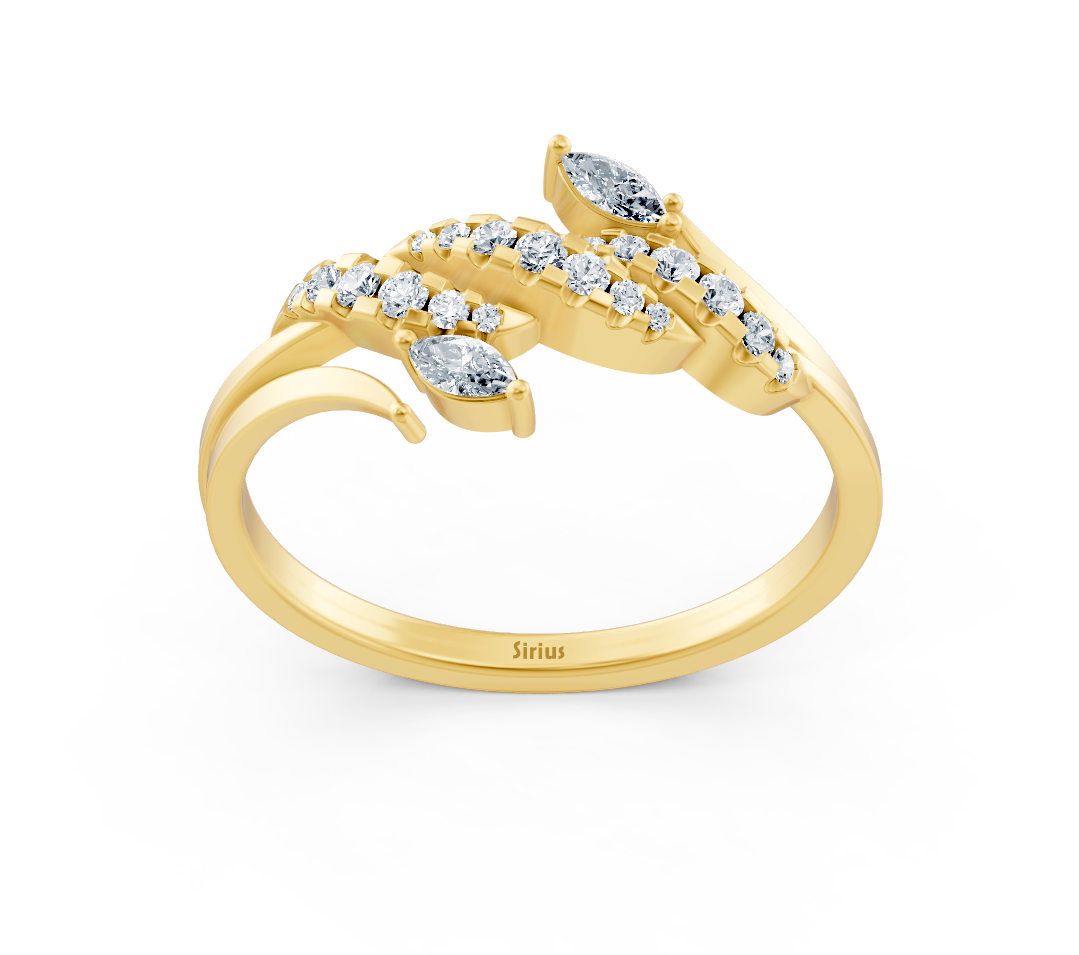 Yellow gold ring with marquise and round diamonds