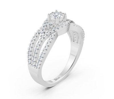 Elegant engagement ring in 14K white gold with diamonds