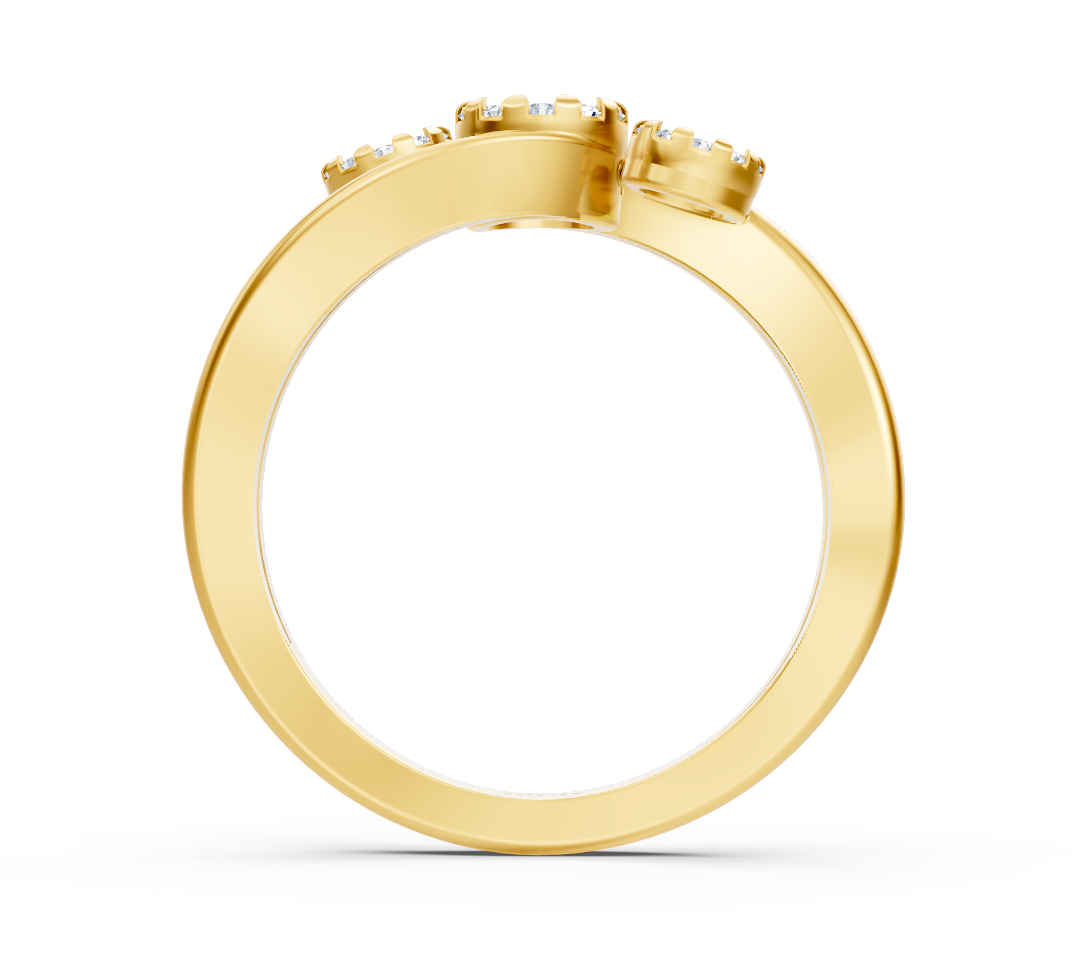 Yellow gold ring with three flower-shaped lab diamond arrangements