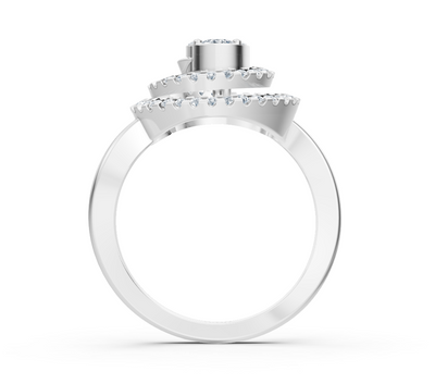 Weißgoldener Ring mit Dreifach-Halo aus Marquise-, Princess- und Runddiamanten