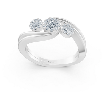 Weißgold-Ring mit drei diamantbesetzten Blütenclustern