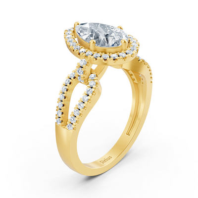 Solitaire ring made of yellow gold with pear-cut white topaz and diamonds – 14K