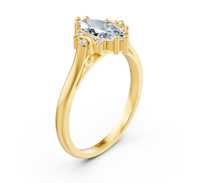 Majestät Marquise ring made of yellow gold with sparkling lab diamonds