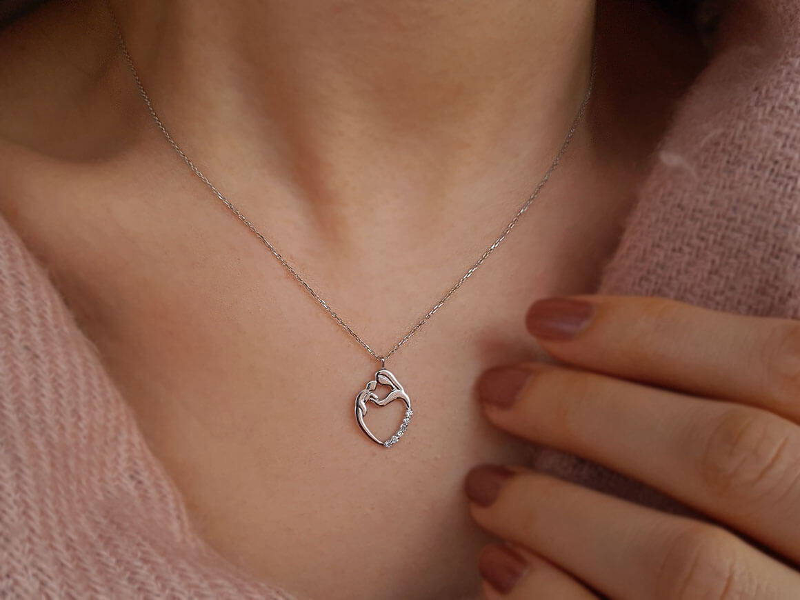 Mother-and-Child Pendant with 0.06 ct Diamonds in 8K White Gold – High-Quality Jewelry by Rosy Lab Diamonds