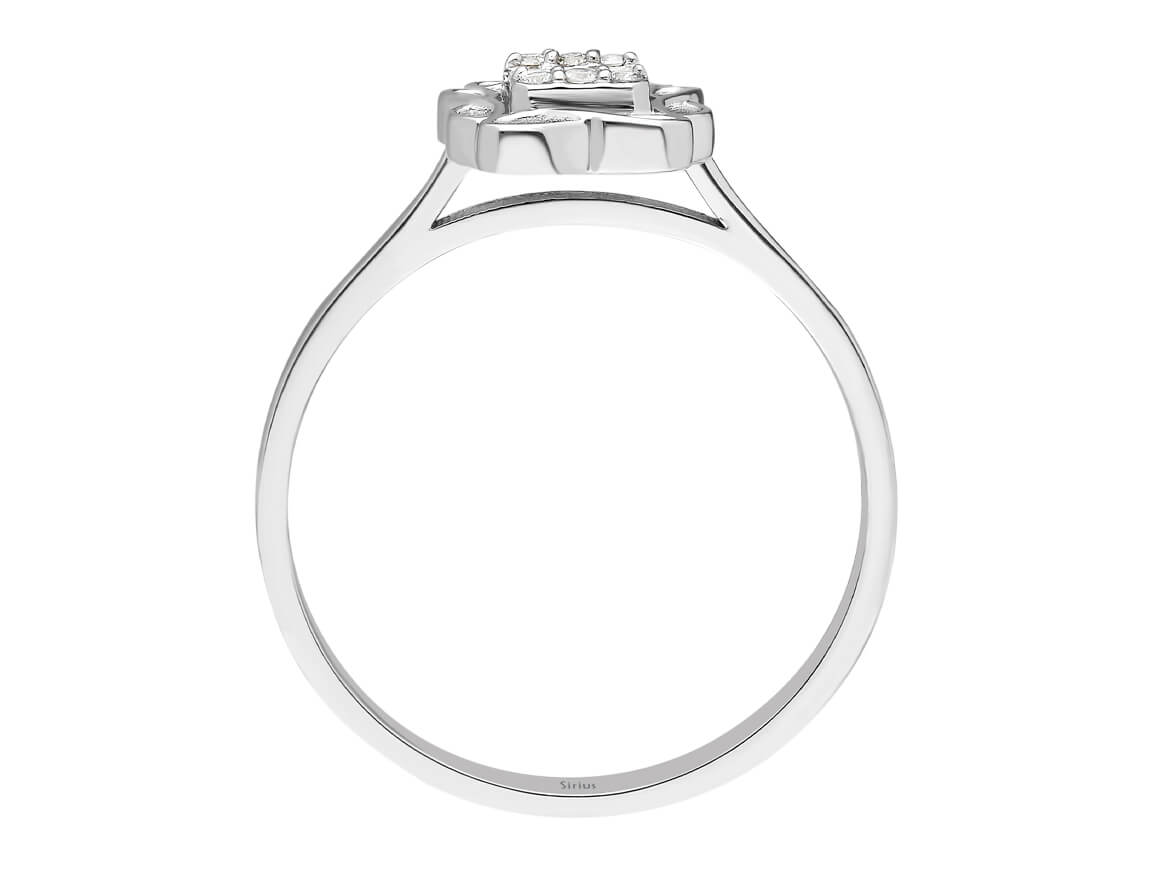 Délicue de bague avec diamants de laboratoire en taille baguette et Taille Brillant Rond | Or Blanc 8 carats – Bijoux haut de gamme de Rosy Lab Diamonds