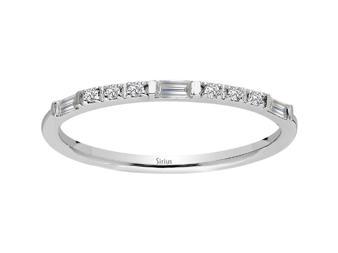 Elegant 14K white gold half ring with baguette and round diamonds – 1.40 carats