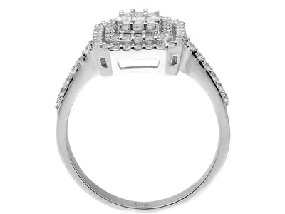 Radiant baguette and round diamond ring made of 14 karat white gold