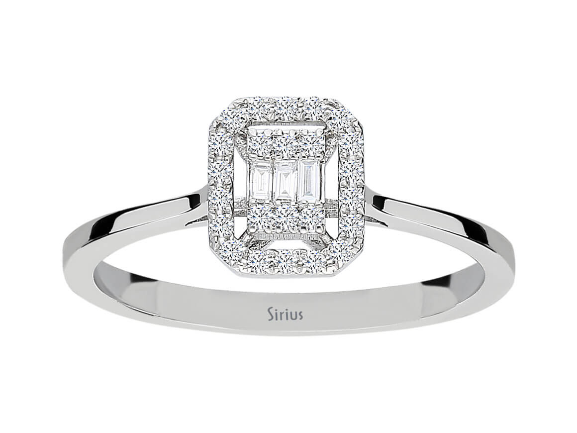 Bague baguette élégante en diamant avec sertissage halo en or 8K