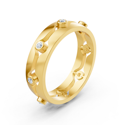 Simple yellow gold ring with lab diamonds