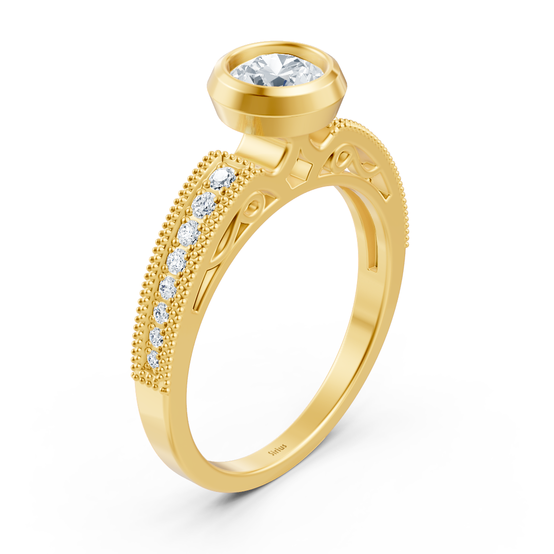 Yellow Gold bezel ring with ornamental details and lab-grown diamond - high-quality Jewelry from Rosy Lab Diamonds