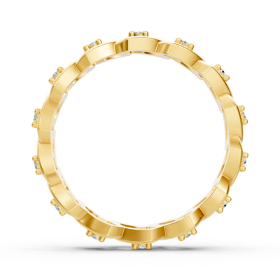 Solitaire yellow gold ring made of 14K with 14 lab diamonds in leaf shape