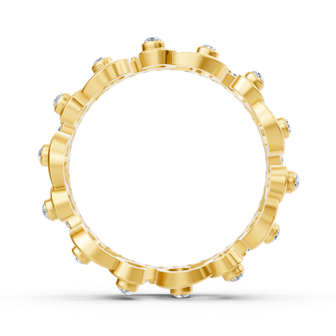 Yellow gold ring with playful ornamental pattern and lab diamonds