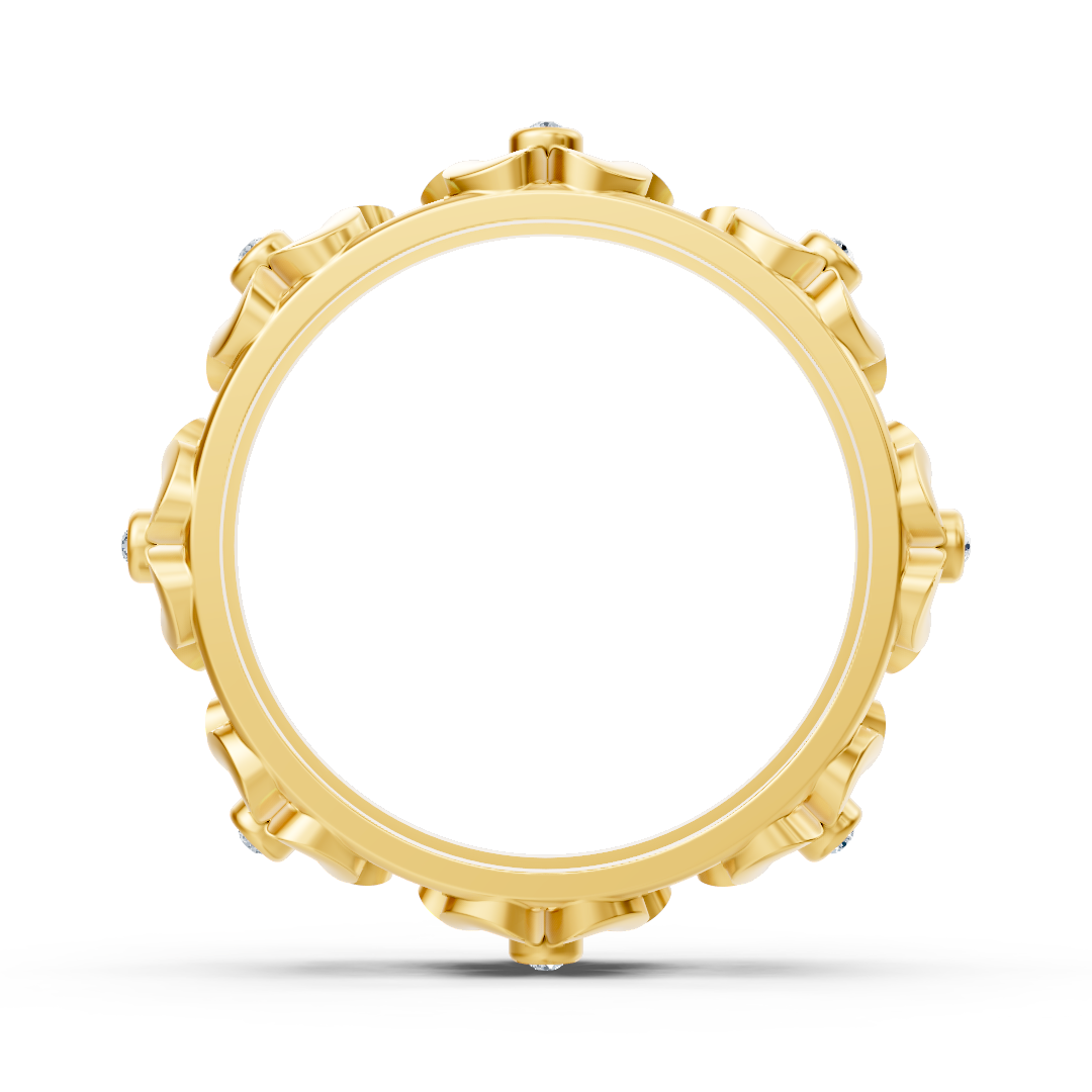 Yellow gold ring with floral details and lab diamonds