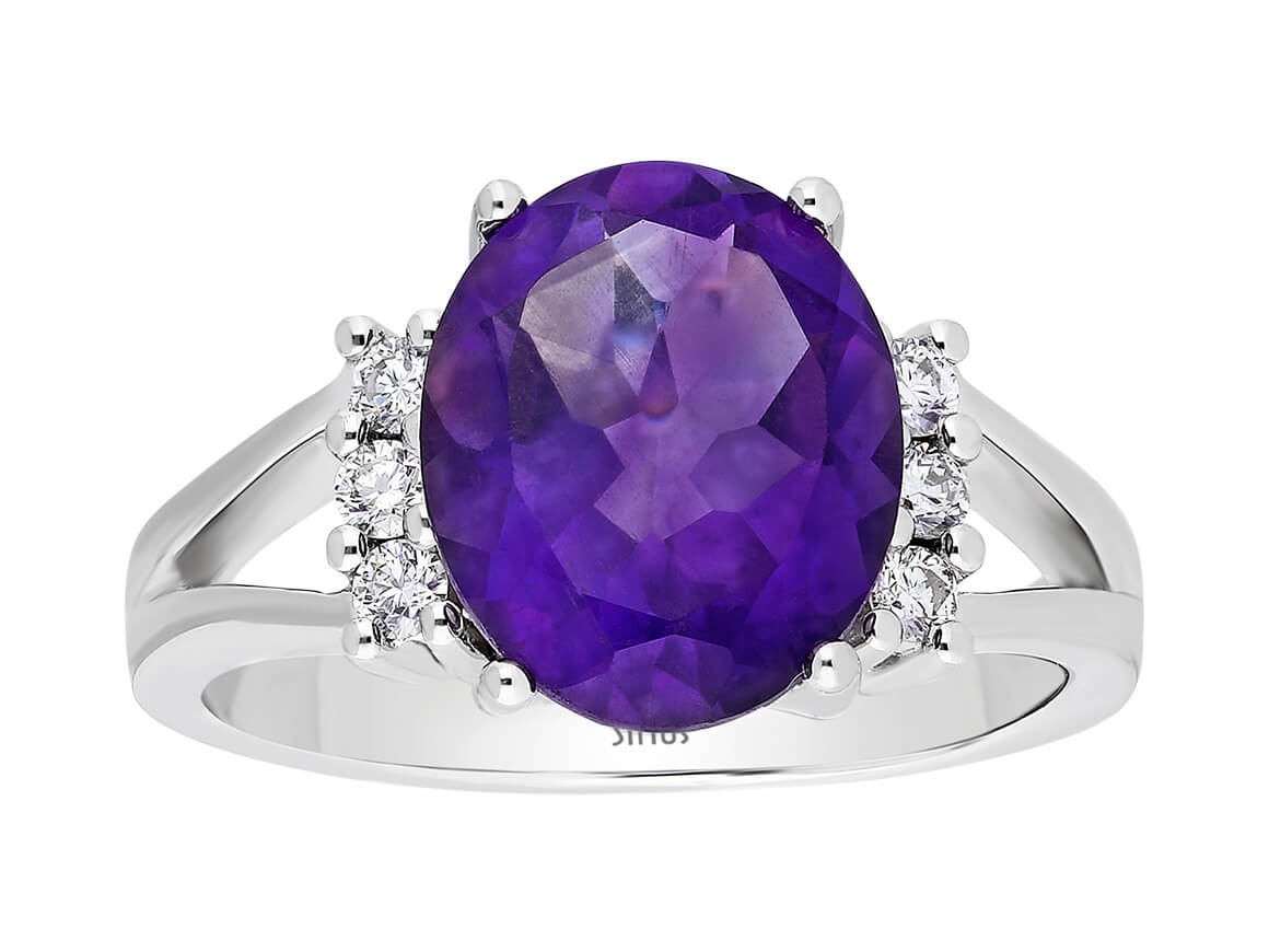 Prächtiger Ring mit 3,95 ct ovalem Amethyst und 6 rund geschliffenen laborgezüchteten Diamanten in 14K Weißgold