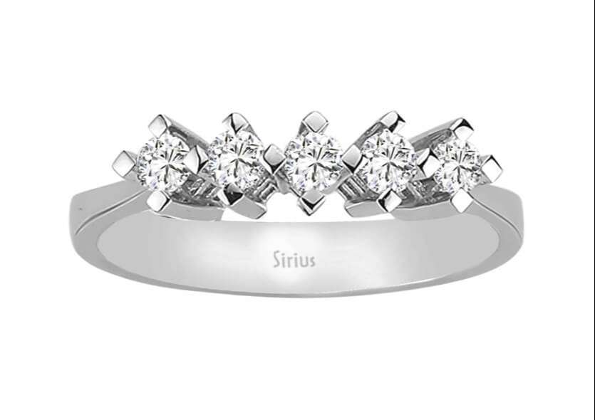 Eleganter Weißgoldring mit 5 laborgezüchteten Diamanten 0,31 Karat in 14 Karat Gold - hochwertiger Schmuck von Rosy Lab Diamonds