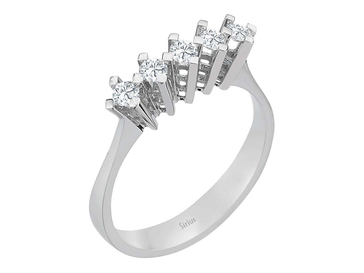 Elegant white gold ring with 5 lab-grown diamonds, 0.31 carat