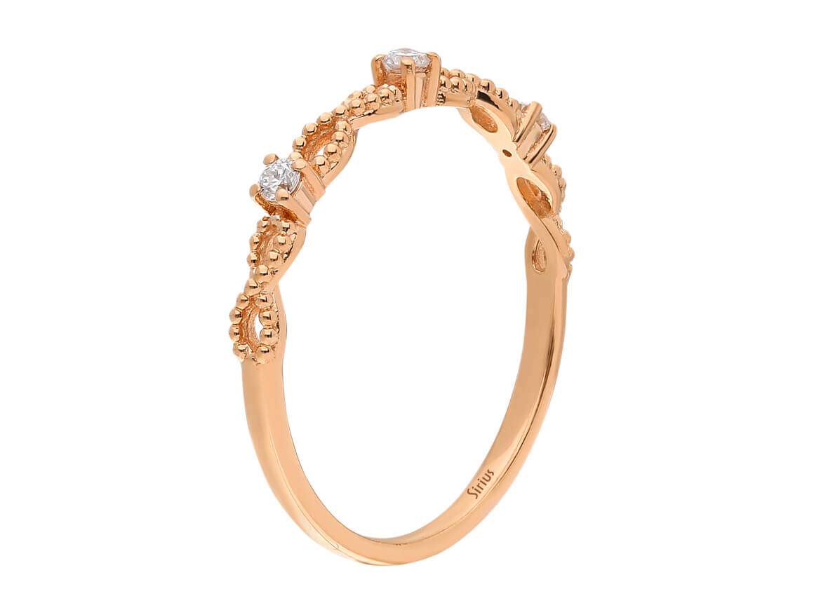 Filigraner Roségold-Ring mit 3 Labor-Diamanten - 14K SchmuckFiligraner Roségold-Ring mit 3 Labor-Diamanten - 14K Schmuck - hochwertiger Schmuck von Rosy Lab Diamonds