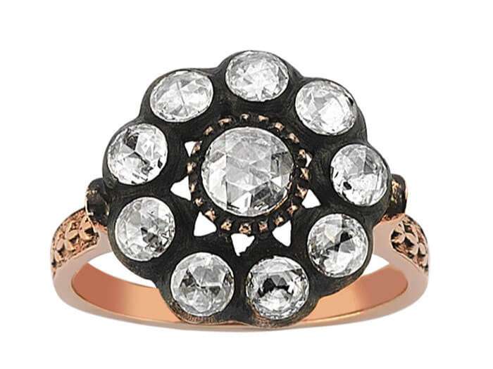 Roségold-Ring mit 10 runden Elmas-Steinen im Blumenmuster – 80R0010