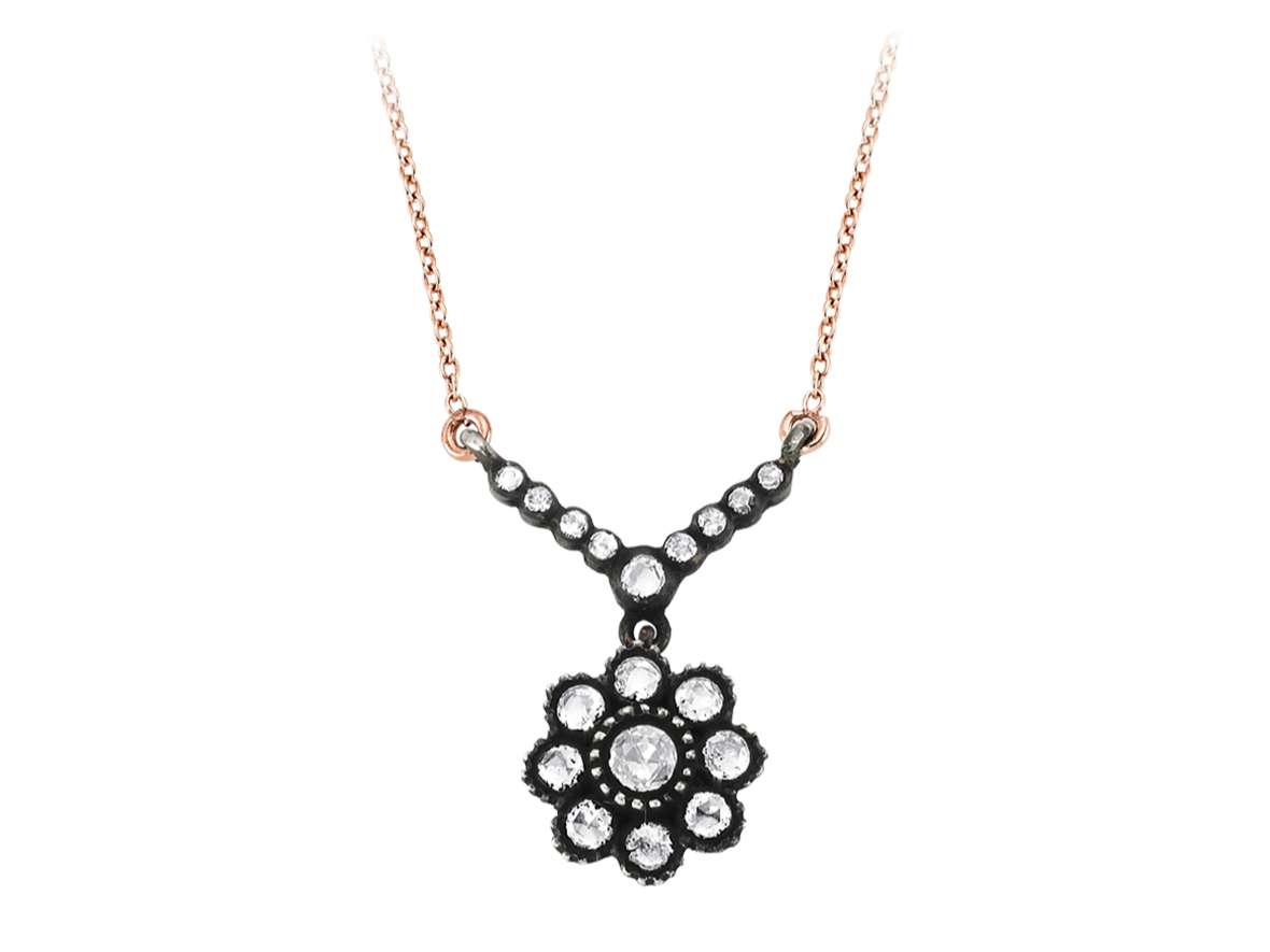 Rose gold flower necklace with 18 lab diamonds in round cut – 82P0007