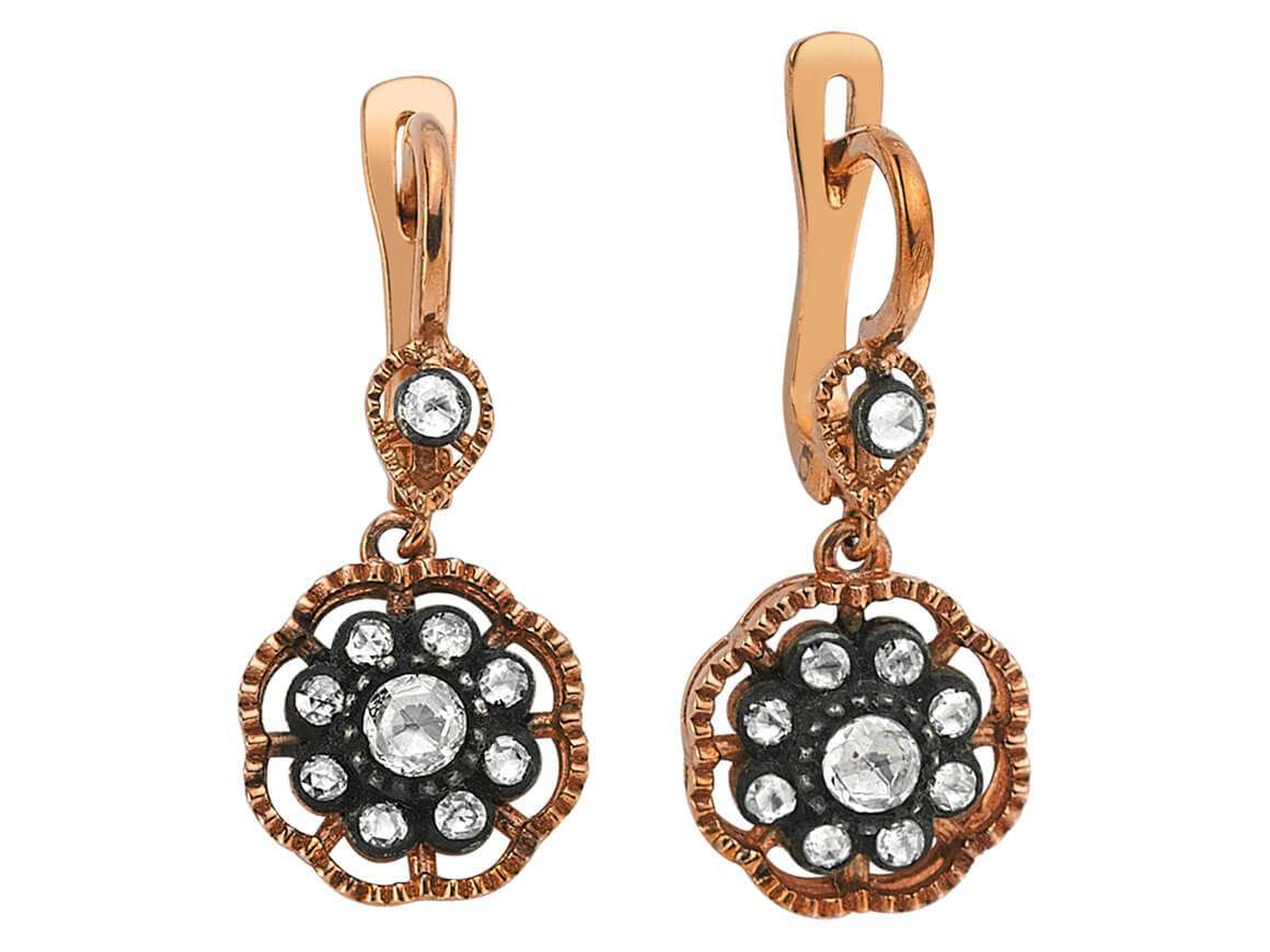 Antique flower earrings with old cut diamonds made of 333 rose gold