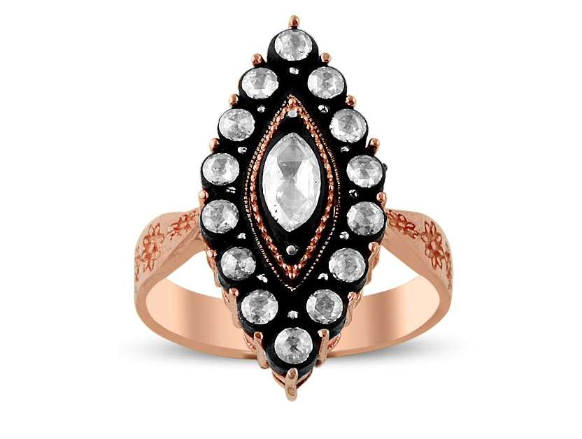 Élégante bague en diamant Or Rose avec des diamants taille marquise et Taille Brillant Rond en or 8 carats – Bijoux haut de gamme de Rosy Lab Diamonds