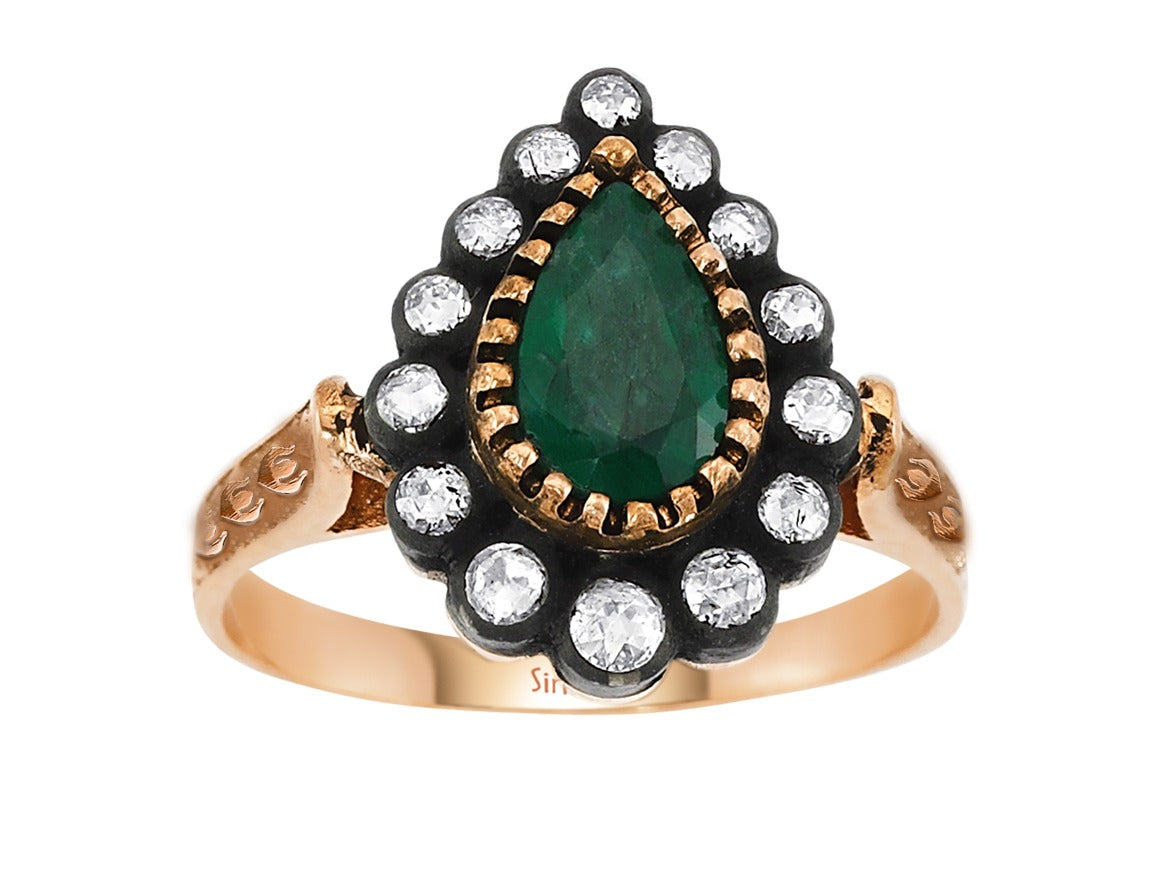Antikstil-Ring mit Tropfen-Smaragd & Elmas in Roségold | 8K – hochwertiger Schmuck von Rosy Lab Diamonds