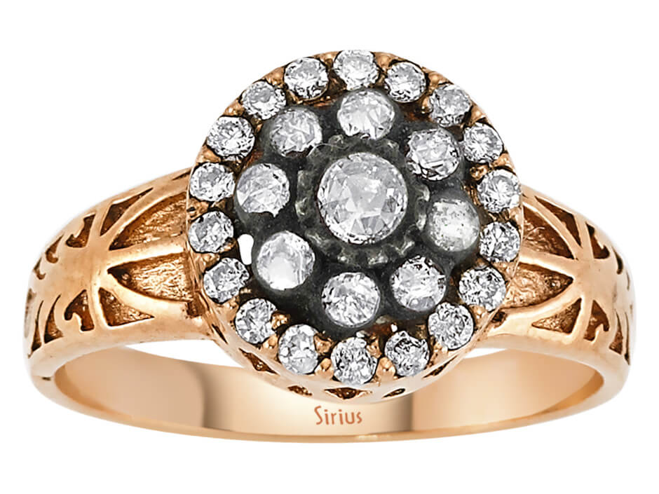 Bague ancienne en Or Rose avec 27 diamants de laboratoire | Bijoux en diamants 8K – bijoux haut de gamme de Rosy Lab Diamonds