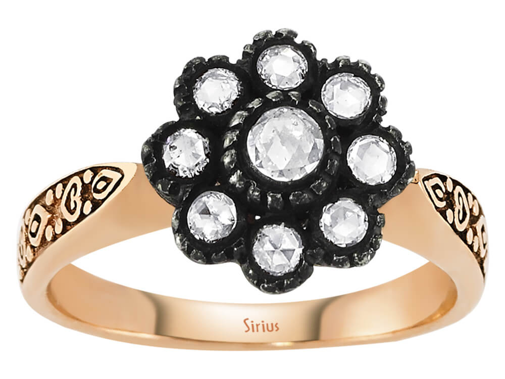 Floraler Roségold-Ring mit 9 Labordiamanten | 8K Antik-Look - hochwertiger Schmuck von Rosy Lab Diamonds