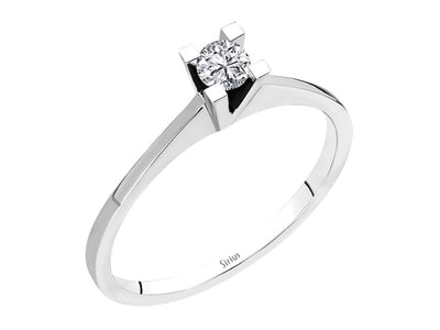 Fine white gold solitaire ring with 0.15 carat diamond