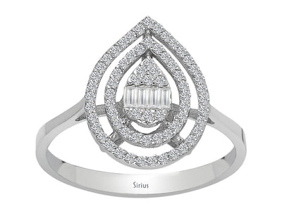 Bague élégante avec diamants synthétiques en taille baguette et ronde