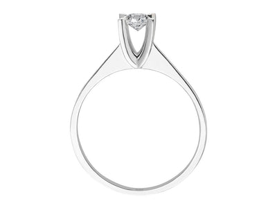 Classic solitaire ring with a lab-grown diamond