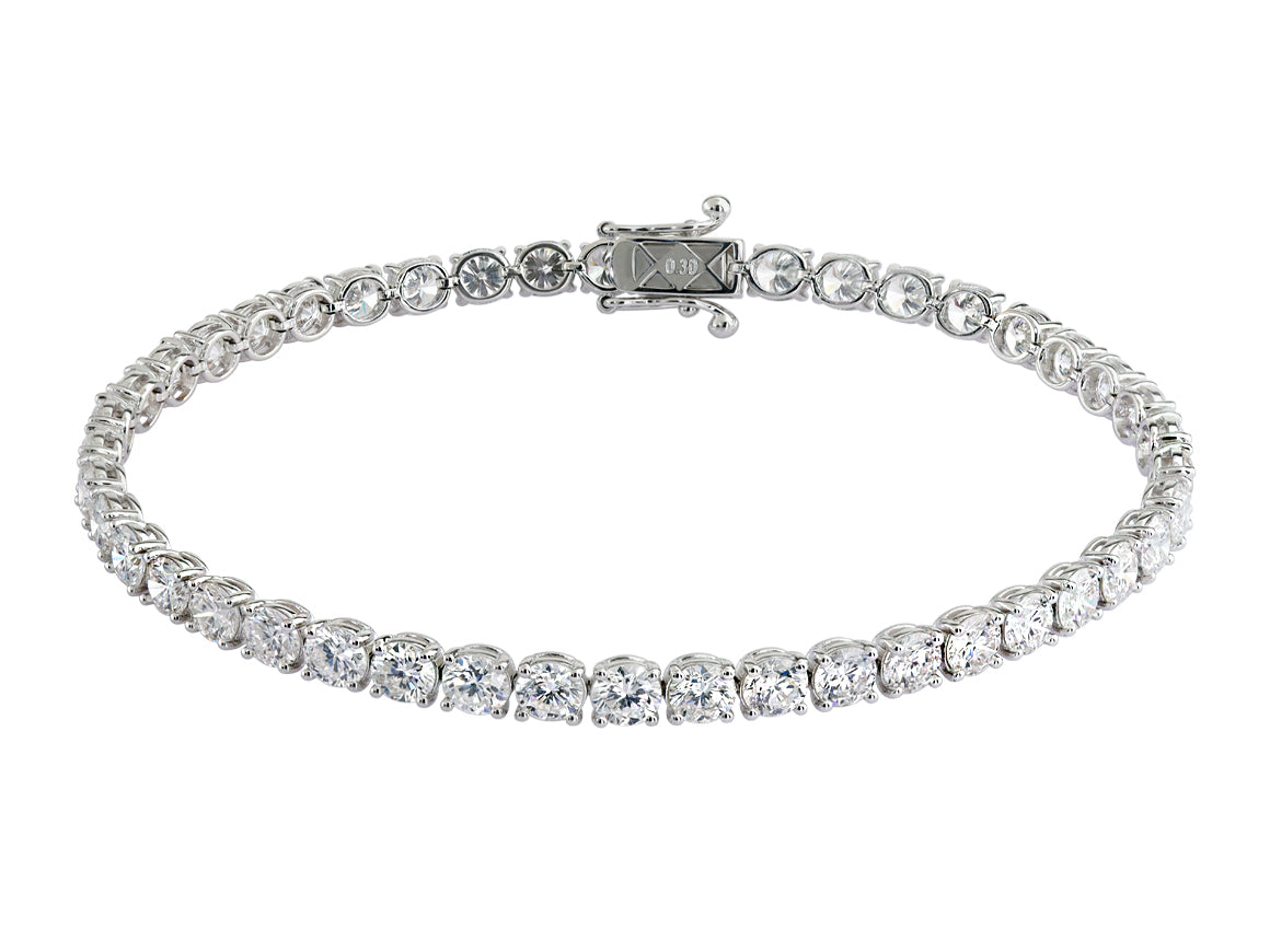 Elegant tennis bracelet with 10.00 ct lab-grown diamonds in white gold