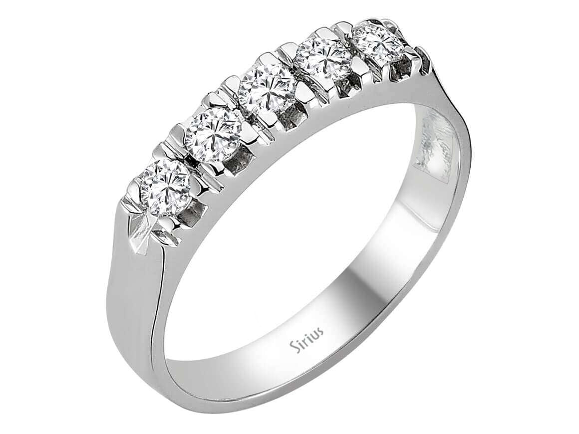 Eleganter 5-Steine Rundschliff Diamantring aus 14K Weißgold