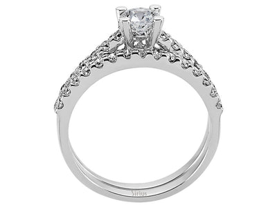Eleganter Rundschliff Diamant Verlobungsring mit Pavé-Besatz