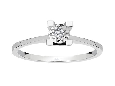 Minimalist white gold solitaire ring with sparkling diamond