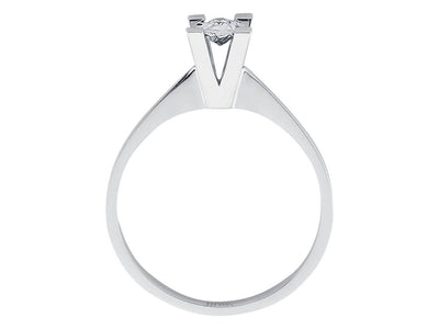 Minimalist white gold solitaire ring with sparkling diamond