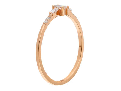 Bague fine en or rose avec 3 diamants baguette et 4 diamants ronds de laboratoire