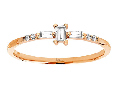 Bague fine en or rose avec 3 diamants baguette et 4 diamants ronds de laboratoire