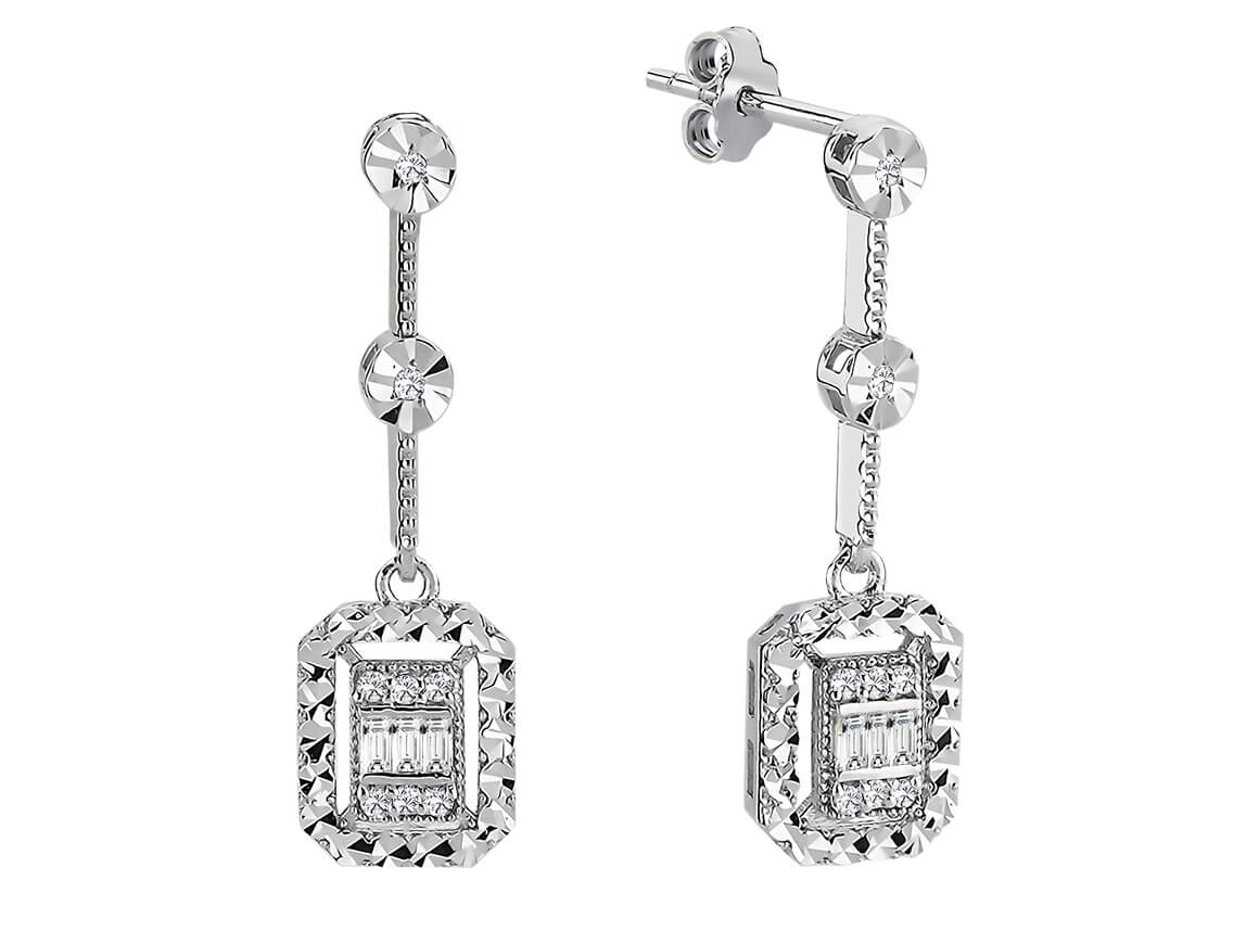 Glamorous dangling earrings with baguette and brilliant-cut diamonds in 333 white gold