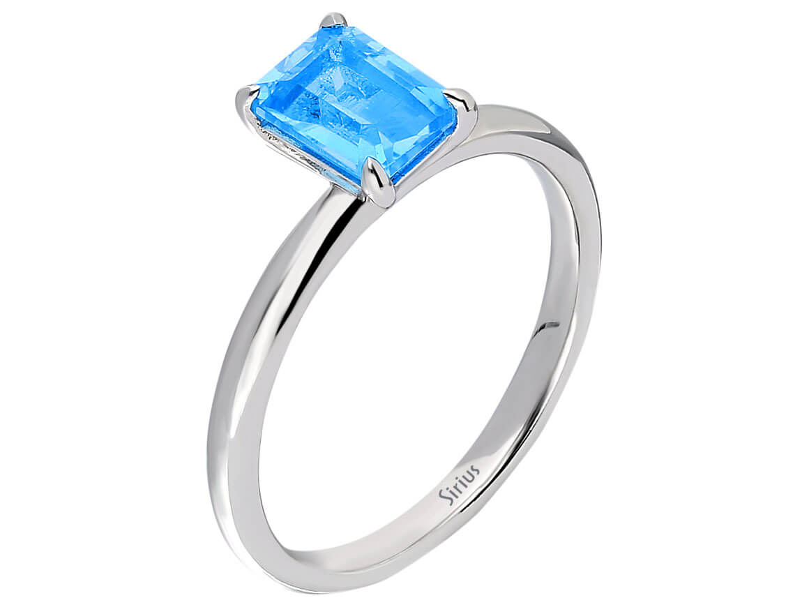 White Gold ring with Sky Blue Topaz in an octagon cut - 14K - high-quality Jewelry from Rosy Lab Diamonds