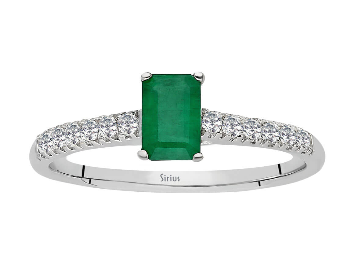 White Gold diamond ring with emerald gemstone - 14-karat gold - high-quality Jewelry by Rosy Lab Diamonds