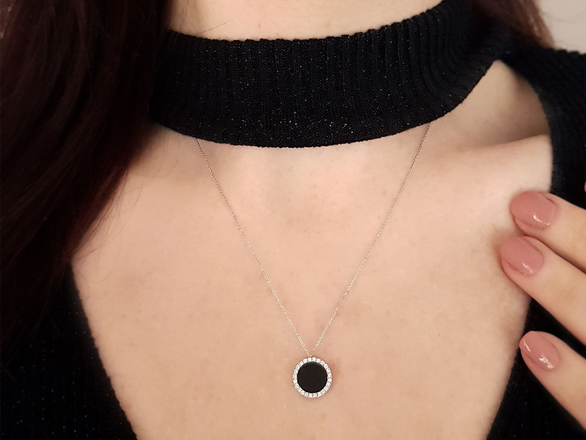 Round Onyx Pendant with Diamonds | 14K White Gold